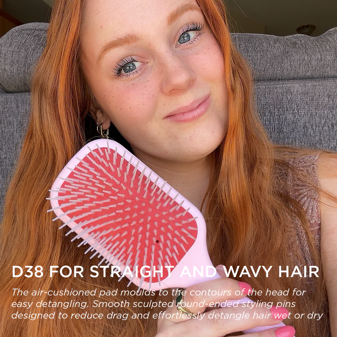 D38 The Detangling & Styling Paddle - Image 4